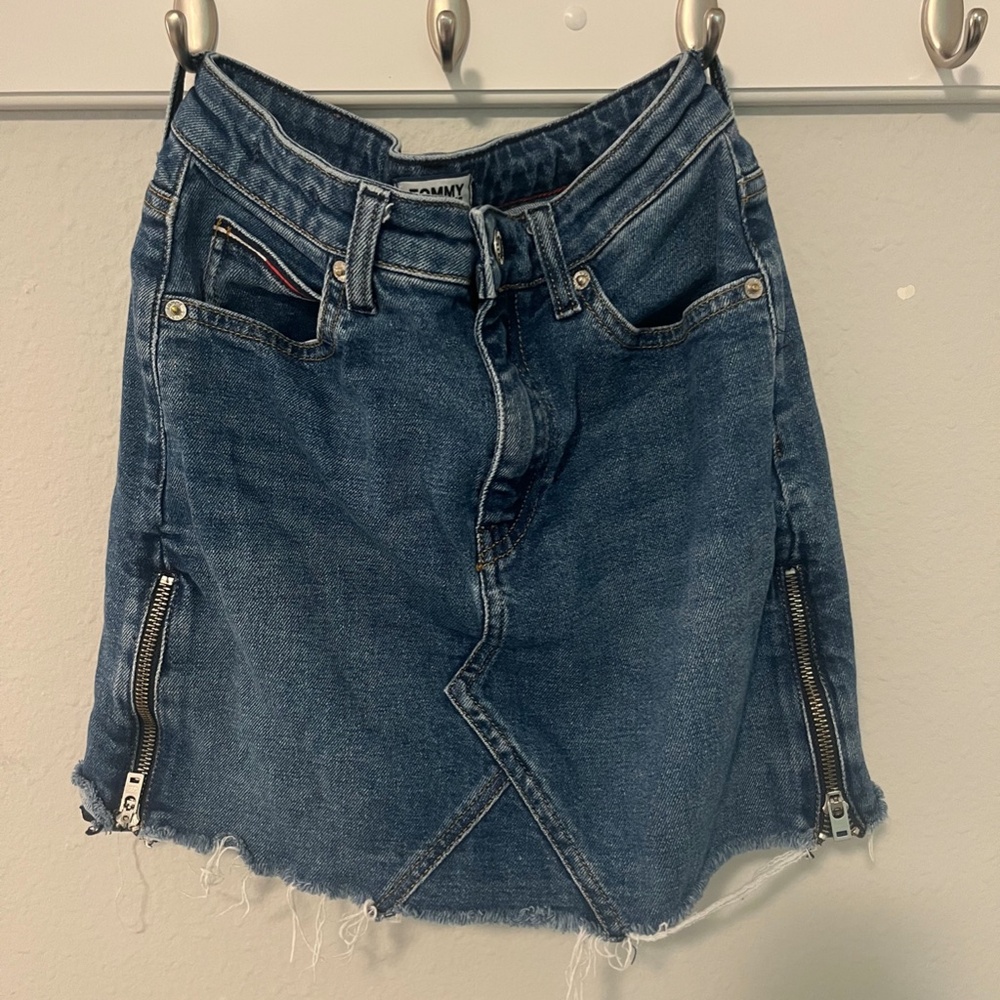 Tommy Hilfiger Denim Skirt Size 25